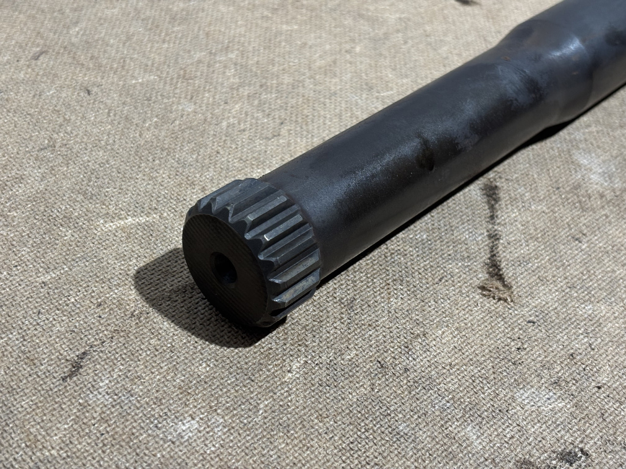 Fendt AGCO 920 924 926 930 Skrzynia Biegów Wał Wałek CZĘŚĆI M934100082040 - Caja de cambios para Maquinaria agrícola: foto 2 Fendt AGCO 920 924 926 930 Skrzynia Biegów Wał Wałek CZĘŚĆI M934100082040 - Caja de cambios para Maquinaria agrícola: foto 2