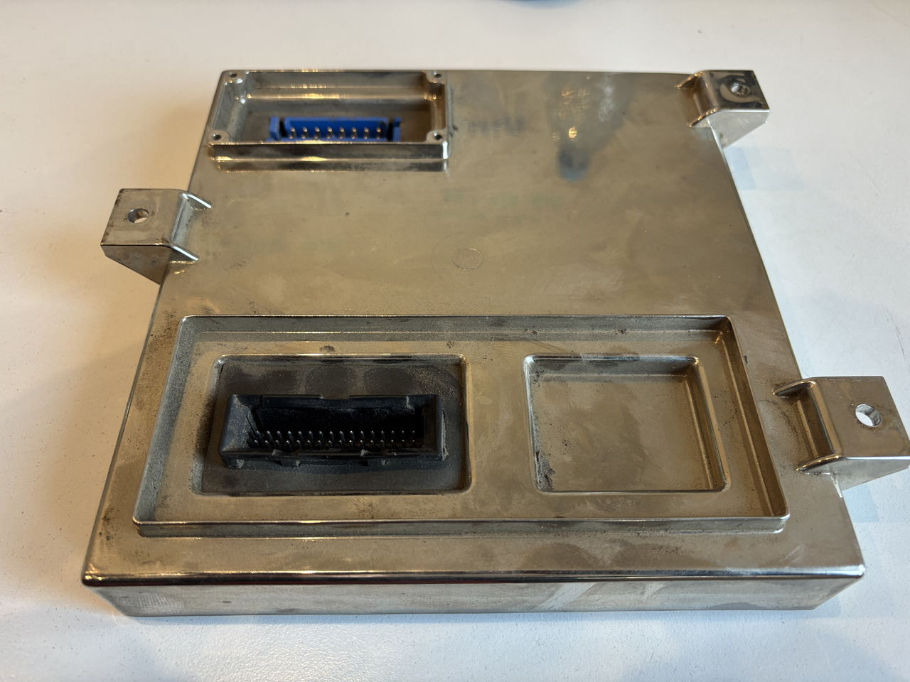 Fiat New Holland G170 G190 G210 G240 - sterownik silnika ECU 86512103 86013117 86025963 - Unidad de control para Maquinaria agrícola: foto 4 Fiat New Holland G170 G190 G210 G240 - sterownik silnika ECU 86512103 86013117 86025963 - Unidad de control para Maquinaria agrícola: foto 4