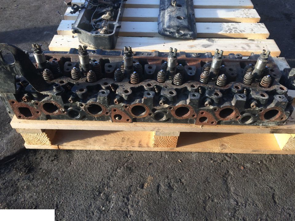 Głowica John Deere 6068 - Cabezal de bloque para Maquinaria agrícola: foto 3 Głowica John Deere 6068 - Cabezal de bloque para Maquinaria agrícola: foto 3