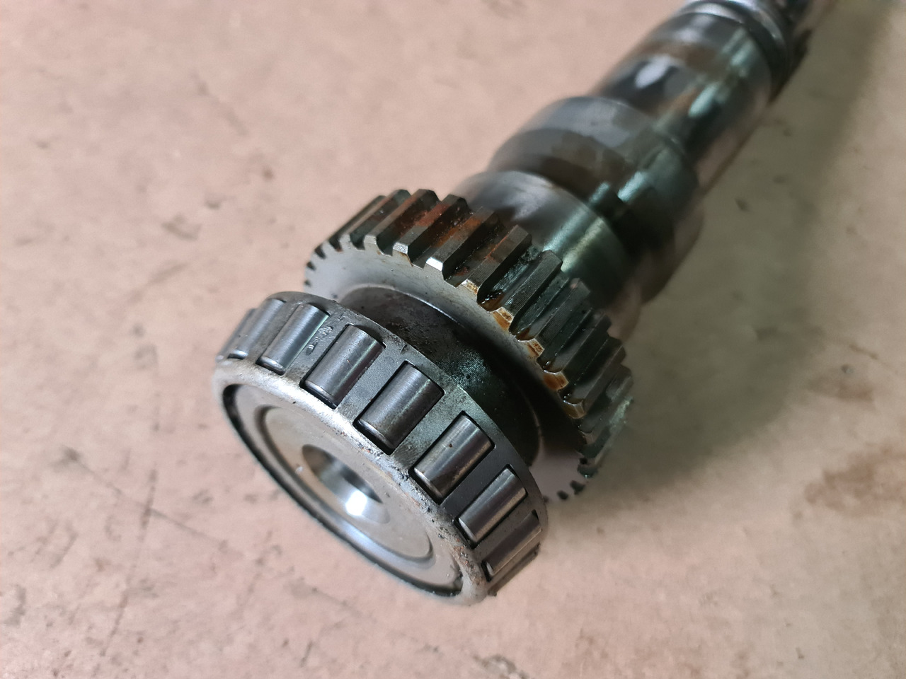 John Deere 4650, 4850 Wał Skrzyni Biegów z Pierścieniem R119550 JD9002 - Palier para Maquinaria agrícola: foto 3 John Deere 4650, 4850 Wał Skrzyni Biegów z Pierścieniem R119550 JD9002 - Palier para Maquinaria agrícola: foto 3