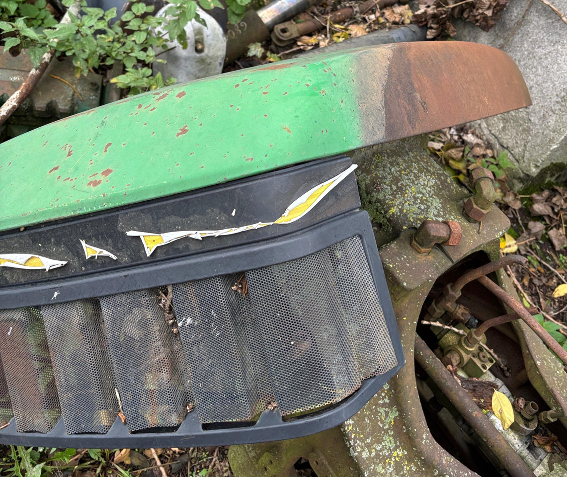 John Deere 6100 6200 6300 6400 Maska - Capota para Maquinaria agrícola: foto 4 John Deere 6100 6200 6300 6400 Maska - Capota para Maquinaria agrícola: foto 4