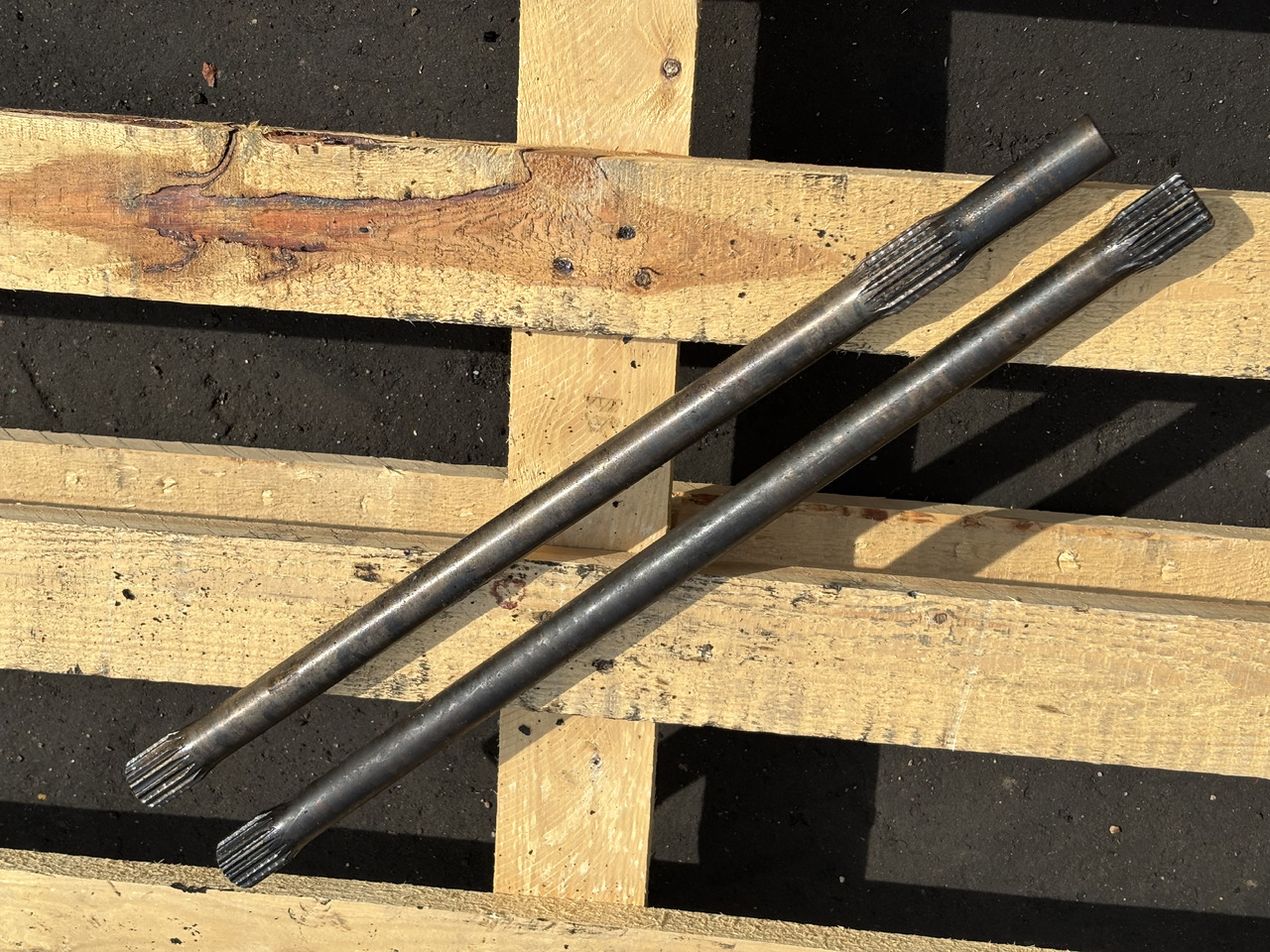 John Deere 6630 Wał Napędowy L76571 L76924 - Palier para Maquinaria agrícola: foto 1 John Deere 6630 Wał Napędowy L76571 L76924 - Palier para Maquinaria agrícola: foto 1