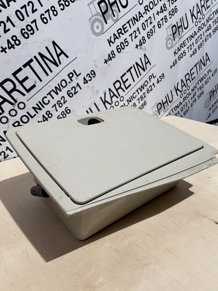 John Deere 6920S - schowek L153749 - Cabina e interior para Maquinaria agrícola: foto 2 John Deere 6920S - schowek L153749 - Cabina e interior para Maquinaria agrícola: foto 2