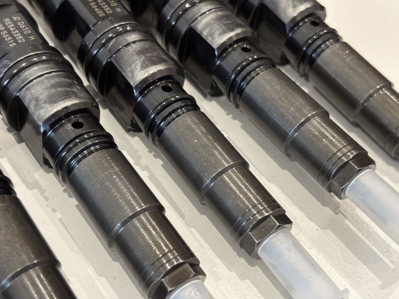 John Deere 9.0L HPCR RE543352 Wtryskiwacz Wtryskiwacze 095000-0610 RE543605 0610 PO REGENERACJI - Inyector para Maquinaria agrícola: foto 4 John Deere 9.0L HPCR RE543352 Wtryskiwacz Wtryskiwacze 095000-0610 RE543605 0610 PO REGENERACJI - Inyector para Maquinaria agrícola: foto 4