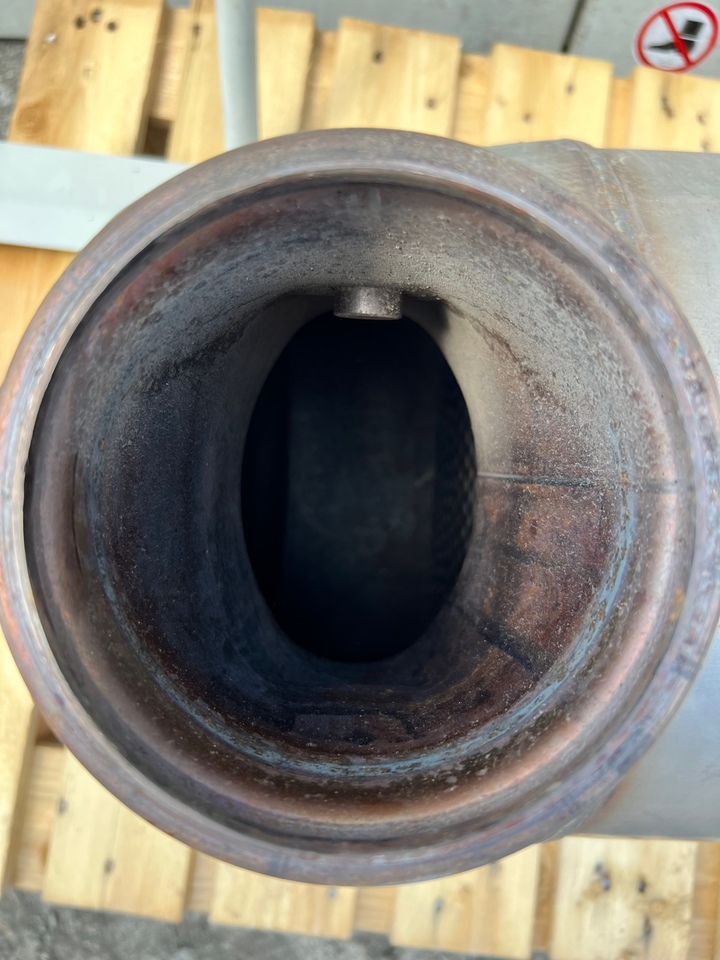 John Deere Katalizator DZ100798 - Convertidor catalítico para Maquinaria agrícola: foto 3 John Deere Katalizator DZ100798 - Convertidor catalítico para Maquinaria agrícola: foto 3