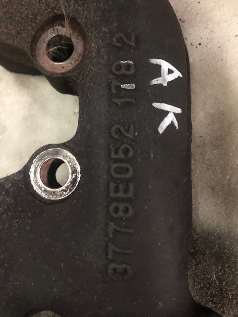 KOLEKTOR WYDECHOWY 3778E052 PERKINS SERIA 1000 AK - Colector de escape para Maquinaria agrícola: foto 2 KOLEKTOR WYDECHOWY 3778E052 PERKINS SERIA 1000 AK - Colector de escape para Maquinaria agrícola: foto 2