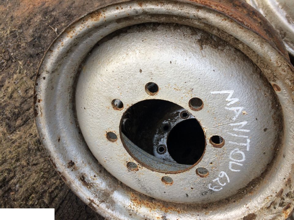 Koło John Deere 4400 - 405/70-24 - Rueda completa para Equipo de manutención: foto 5 Koło John Deere 4400 - 405/70-24 - Rueda completa para Equipo de manutención: foto 5