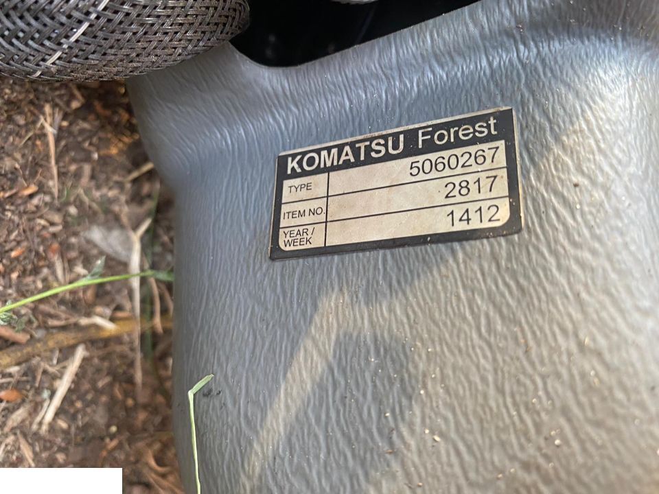 Komatsu Valmet Joystick TYP: / 2145 - Cabina e interior para Maquinaria forestal: foto 2 Komatsu Valmet Joystick TYP: / 2145 - Cabina e interior para Maquinaria forestal: foto 2