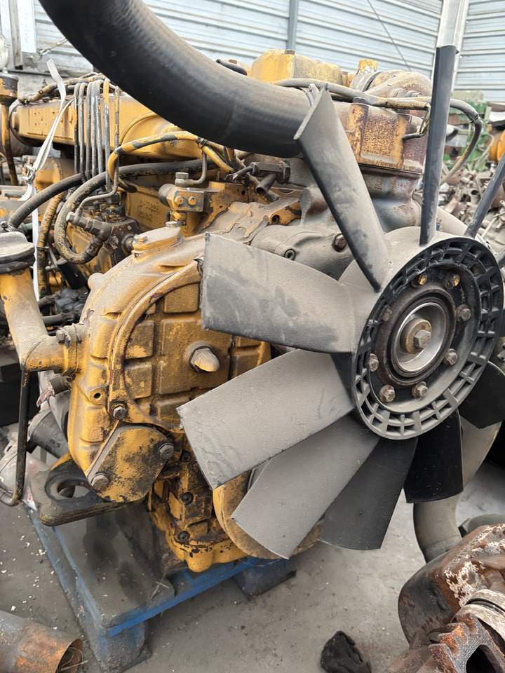 Liebherr D906TB D 904 TB Silnik Kompletny Blok Koło Zamachowe Wał Korbowy Pokrywa Miska CZĘŚCI - Volante de inercia para Maquinaria agrícola: foto 4 Liebherr D906TB D 904 TB Silnik Kompletny Blok Koło Zamachowe Wał Korbowy Pokrywa Miska CZĘŚCI - Volante de inercia para Maquinaria agrícola: foto 4