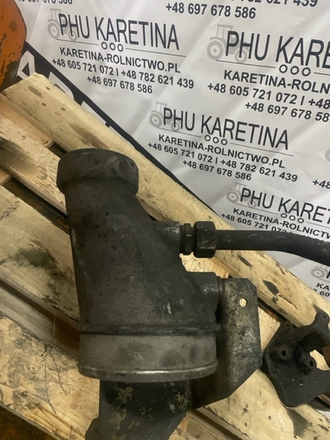 Liebherr D926 przystawka alternatora klimatyzacji L08331C , LO8331C - Sistema de refrigeración para Maquinaria de construcción: foto 4 Liebherr D926 przystawka alternatora klimatyzacji L08331C , LO8331C - Sistema de refrigeración para Maquinaria de construcción: foto 4