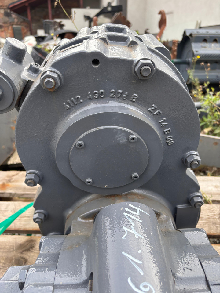 Palier para Maquinaria agrícola MT-L 3015-II Półoś Przegub Krzyżaki CZĘŚCI: foto 12 Palier para Maquinaria agrícola MT-L 3015-II Półoś Przegub Krzyżaki CZĘŚCI: foto 12