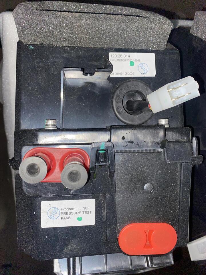 Manitou 1001970393 - 8300120280140 HB Manitou P320 - Nagrzewnice - Calefacción/ Ventilación para Equipo de manutención: foto 4 Manitou 1001970393 - 8300120280140 HB Manitou P320 - Nagrzewnice - Calefacción/ Ventilación para Equipo de manutención: foto 4