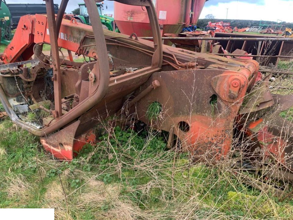 Manitou 731 - SILNIK Perkins 1104C44T ~ CZĘŚCI - Motor para Maquinaria agrícola: foto 2 Manitou 731 - SILNIK Perkins 1104C44T ~ CZĘŚCI - Motor para Maquinaria agrícola: foto 2