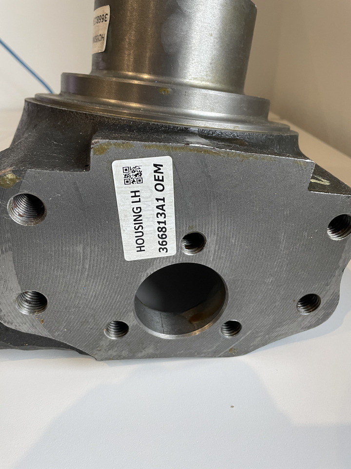 Massey Case Carraro 144 - zwrotnica lewa NOWA GWARANCJA 72715707 - Mangueta para Maquinaria agrícola: foto 4 Massey Case Carraro 144 - zwrotnica lewa NOWA GWARANCJA 72715707 - Mangueta para Maquinaria agrícola: foto 4