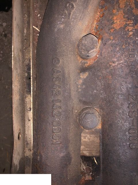 Mercedes OM 502 A5421420301 głowica - Cabezal de bloque para Maquinaria agrícola: foto 2 Mercedes OM 502 A5421420301 głowica - Cabezal de bloque para Maquinaria agrícola: foto 2