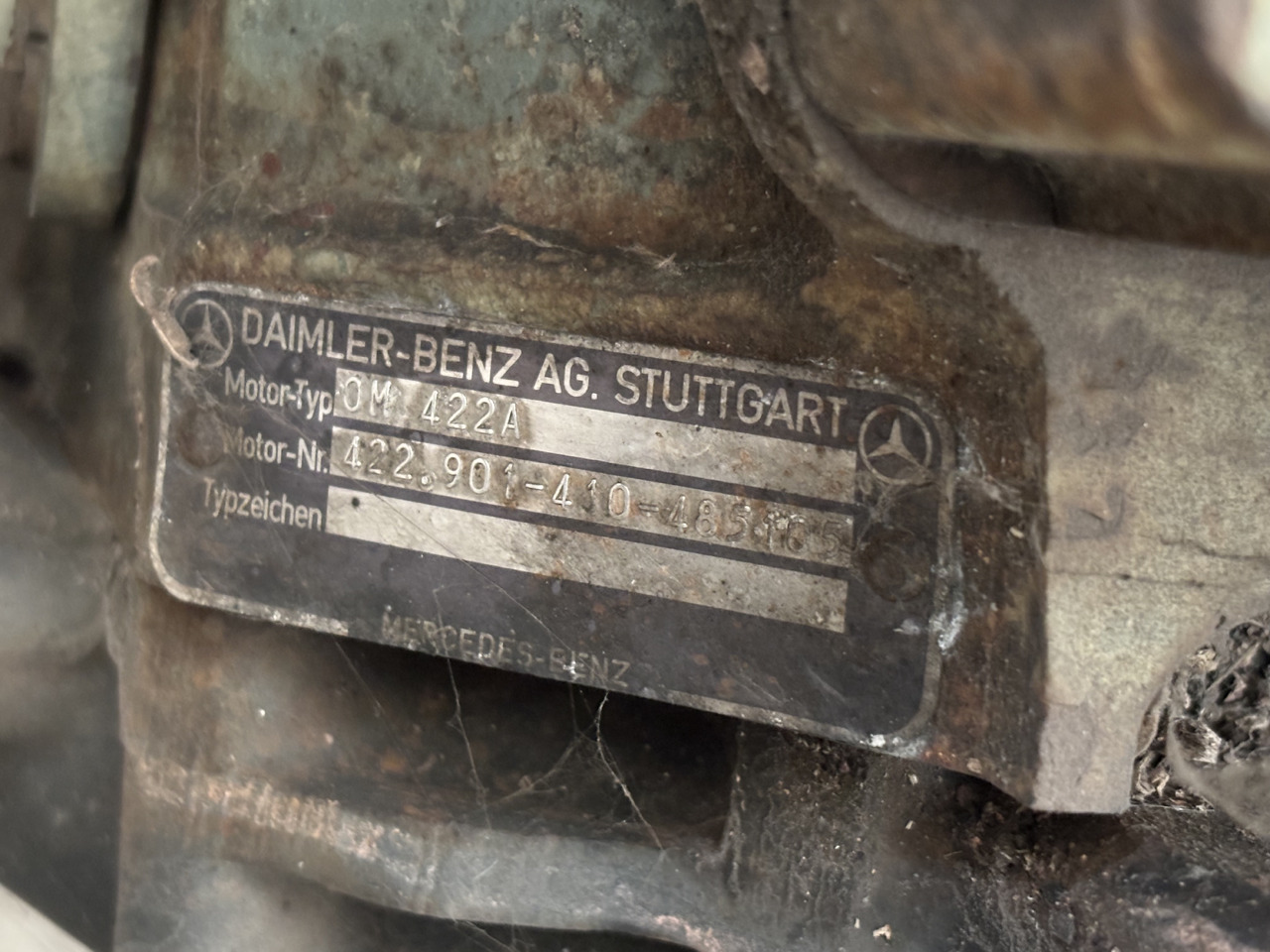 Mercedes OM422A OM 422A 422.901 Silnik Słupek Blok Koło Zamachowe Wał Korbowy Miska CZĘŚCI - Volante de inercia para Maquinaria agrícola: foto 2 Mercedes OM422A OM 422A 422.901 Silnik Słupek Blok Koło Zamachowe Wał Korbowy Miska CZĘŚCI - Volante de inercia para Maquinaria agrícola: foto 2