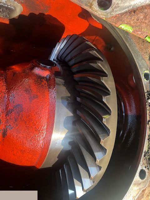 Merlo - Mechanizm Róźnicowy Atak Półosie  Koło talerzowe - Diferencial para Maquinaria agrícola: foto 2 Merlo - Mechanizm Róźnicowy Atak Półosie  Koło talerzowe - Diferencial para Maquinaria agrícola: foto 2