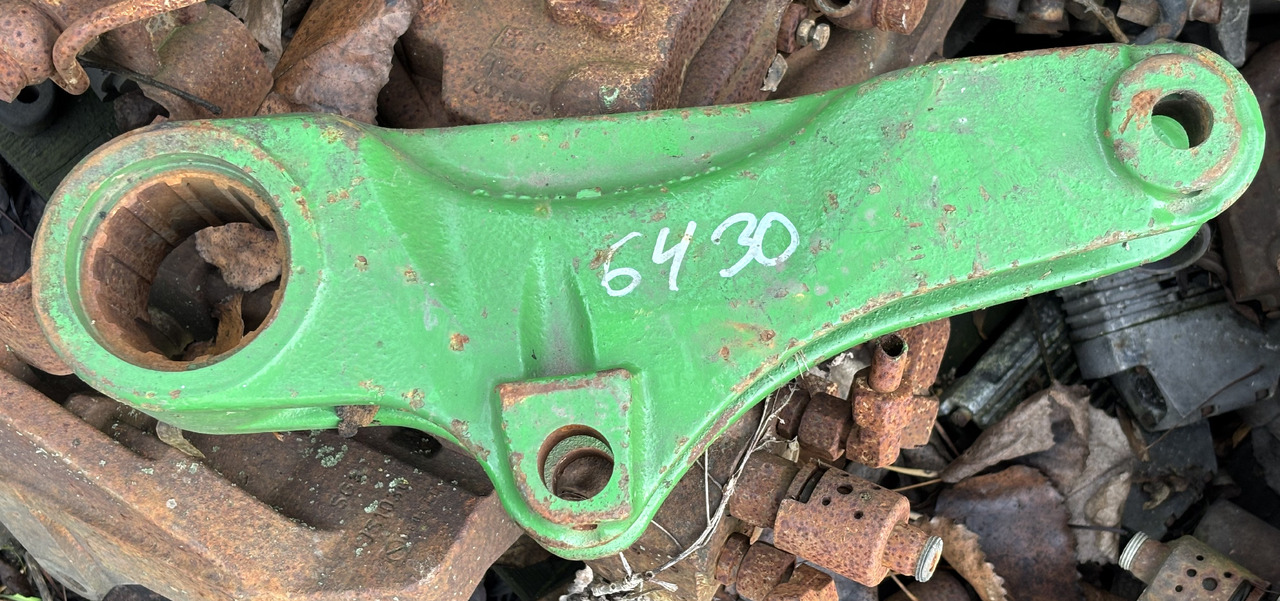 John Deere 5080R 5090R 5100R 5620 5720 5820 6430 Ramię podnoszące R211827 - Piezas de recambio para Tractor: foto 1 John Deere 5080R 5090R 5100R 5620 5720 5820 6430 Ramię podnoszące R211827 - Piezas de recambio para Tractor: foto 1