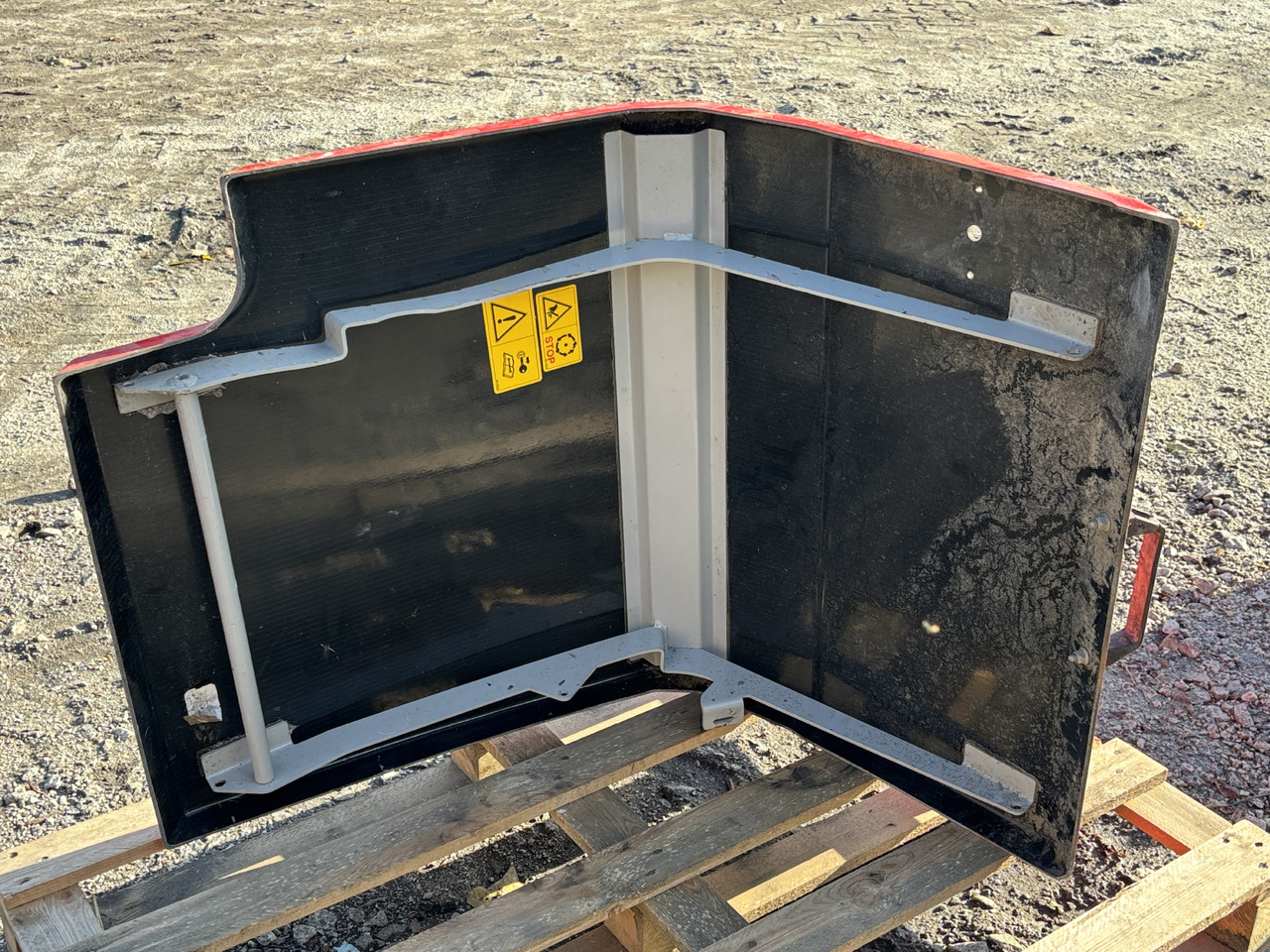 Pottinger Jumbo 7450 Przyczepa Samozbierająca - Obudowa Osłona Klapa - Carrocería y exterior para Maquinaria agrícola: foto 2 Pottinger Jumbo 7450 Przyczepa Samozbierająca - Obudowa Osłona Klapa - Carrocería y exterior para Maquinaria agrícola: foto 2