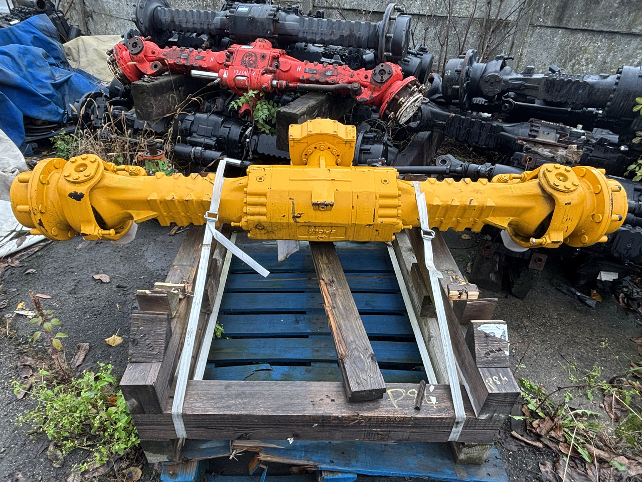 SPICER DANA 311/212/231 831008 Obudowa Centralna Mostu Dyfer CZĘŚCI NOWE - Eje y piezas para Maquinaria agrícola: foto 5 SPICER DANA 311/212/231 831008 Obudowa Centralna Mostu Dyfer CZĘŚCI NOWE - Eje y piezas para Maquinaria agrícola: foto 5