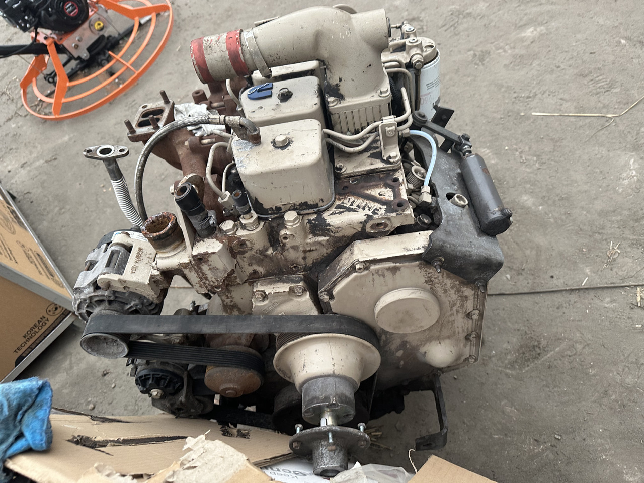 Silnik Cummins B4.5 , Cummins 4bt Mecelac mtx12 - Motor para Maquinaria de construcción: foto 1 Silnik Cummins B4.5 , Cummins 4bt Mecelac mtx12 - Motor para Maquinaria de construcción: foto 1