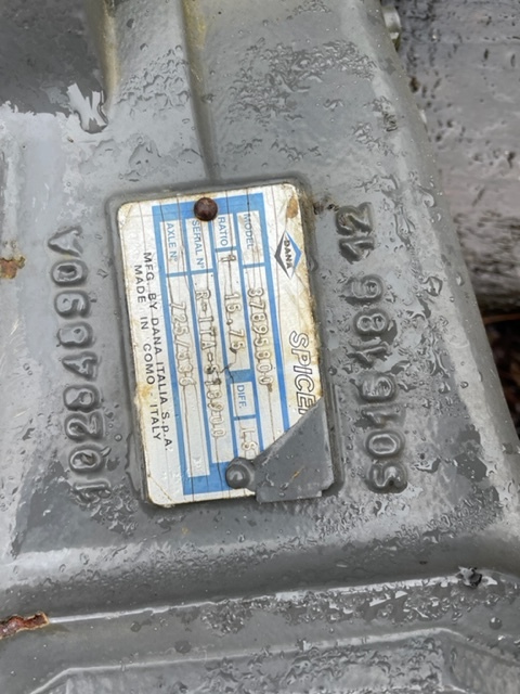 Valtra N93 przedni most części - Eje delantero para Maquinaria agrícola: foto 1 Valtra N93 przedni most części - Eje delantero para Maquinaria agrícola: foto 1