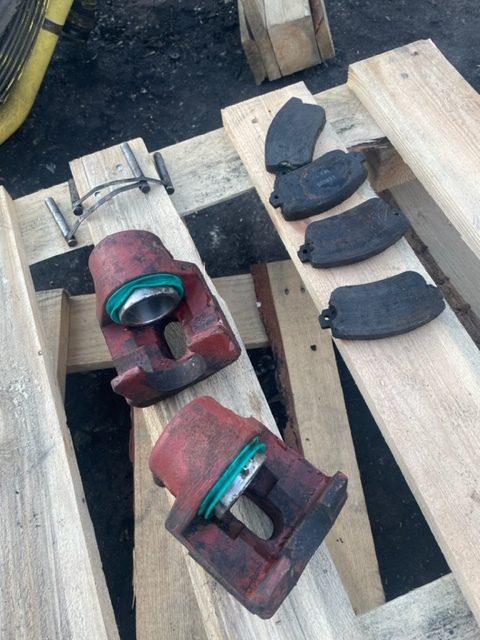 Zacisk hamulca merlo - Pinza de freno para Maquinaria agrícola: foto 2 Zacisk hamulca merlo - Pinza de freno para Maquinaria agrícola: foto 2