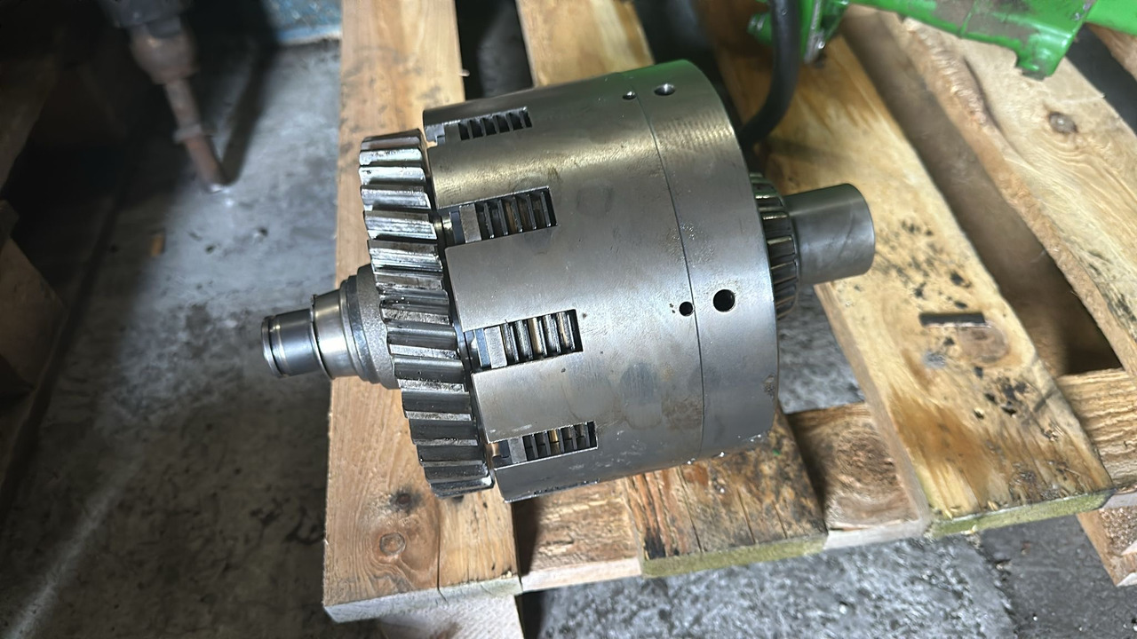 Zetor Forterra - kosz sprzęgła - Embrague y piezas: foto 1 Zetor Forterra - kosz sprzęgła - Embrague y piezas: foto 1