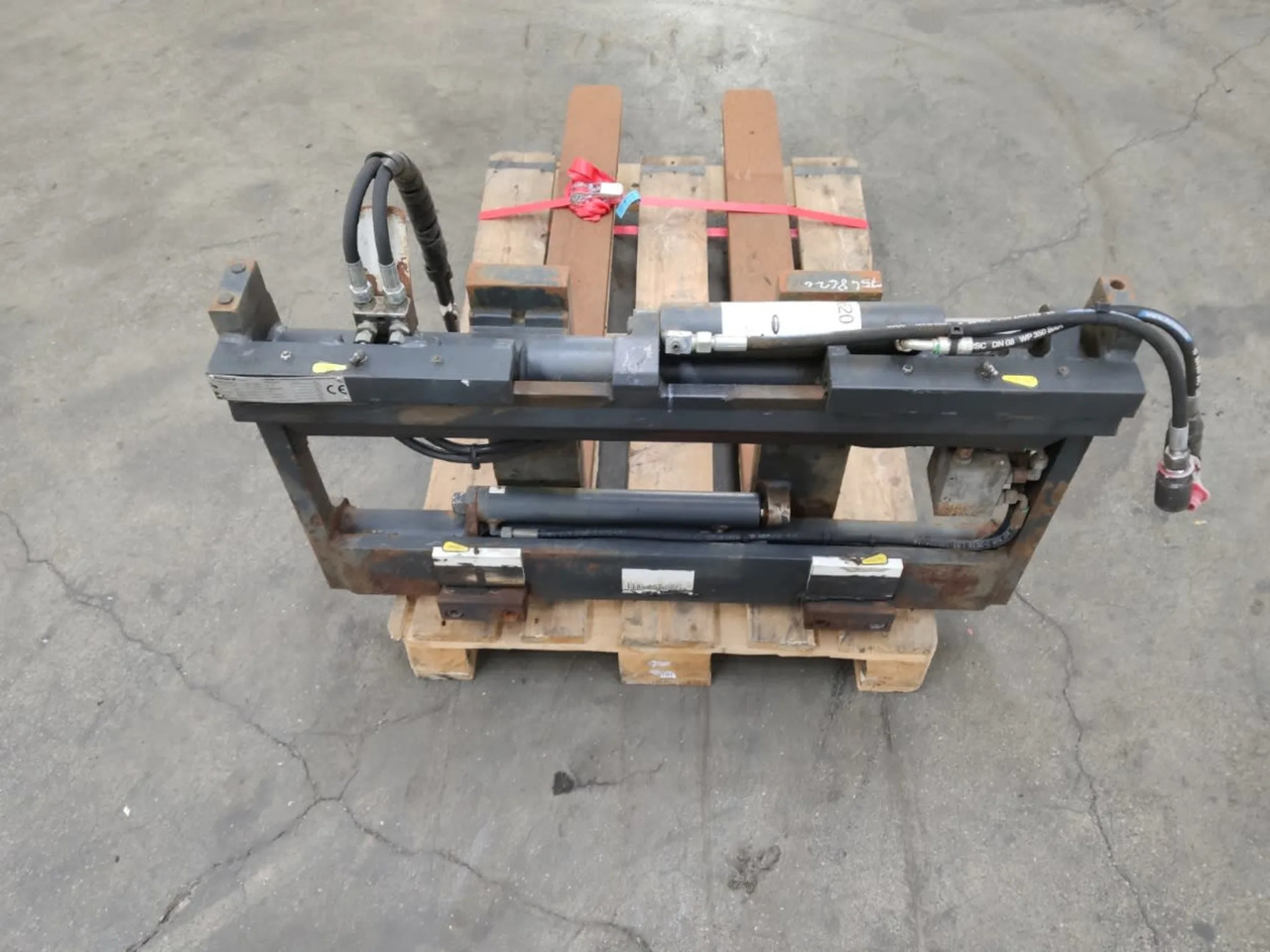 Durwen RZV25GS - Implemento para Equipo de manutención: foto 4 Durwen RZV25GS - Implemento para Equipo de manutención: foto 4