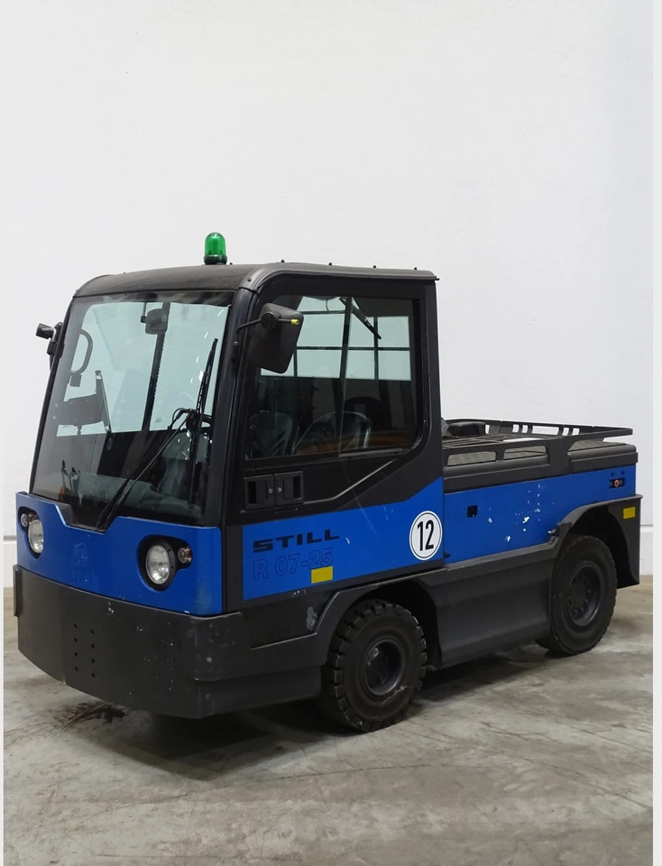 Linde P250 - Remolcadora: foto 1 Linde P250 - Remolcadora: foto 1