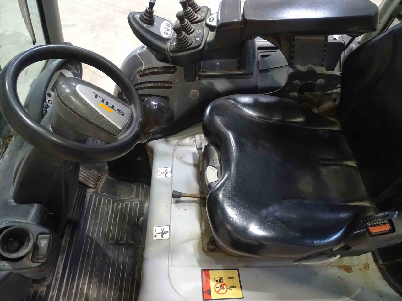 STILL RX20-16P - Carretilla elevadora eléctrica: foto 3 STILL RX20-16P - Carretilla elevadora eléctrica: foto 3