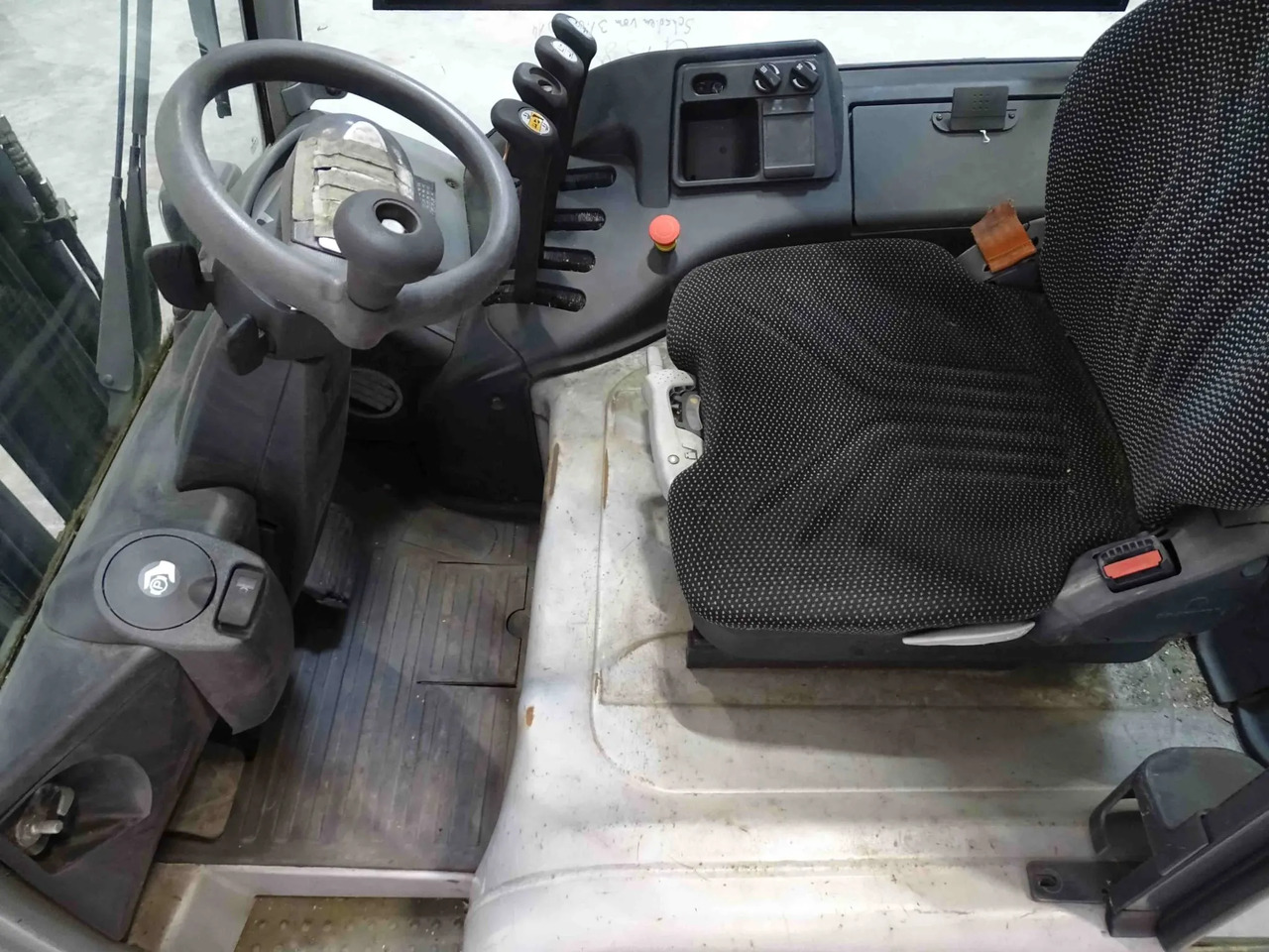 STILL RX20-20 - Carretilla elevadora eléctrica: foto 3 STILL RX20-20 - Carretilla elevadora eléctrica: foto 3