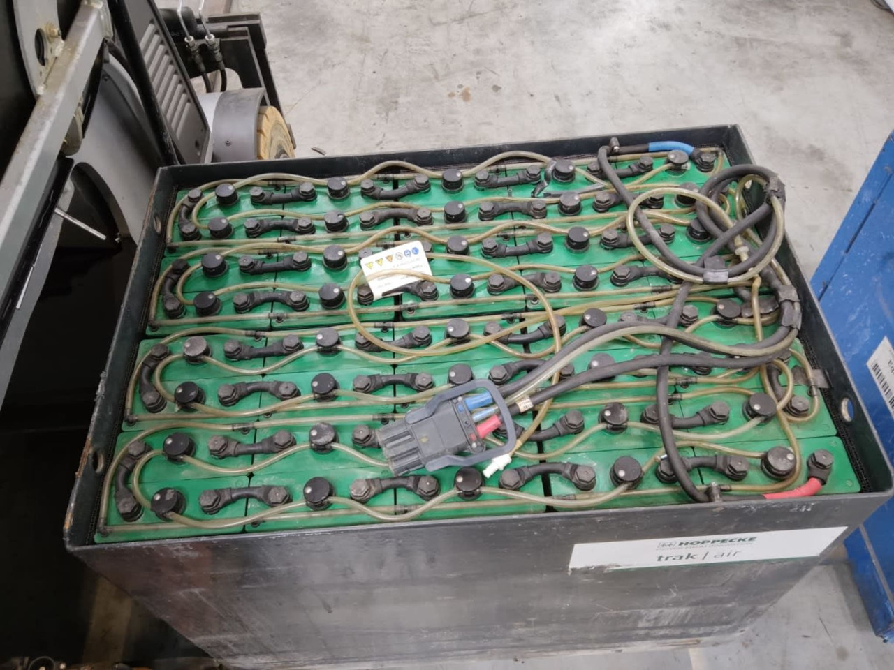 STILL RX60-30 - Carretilla elevadora eléctrica: foto 4 STILL RX60-30 - Carretilla elevadora eléctrica: foto 4