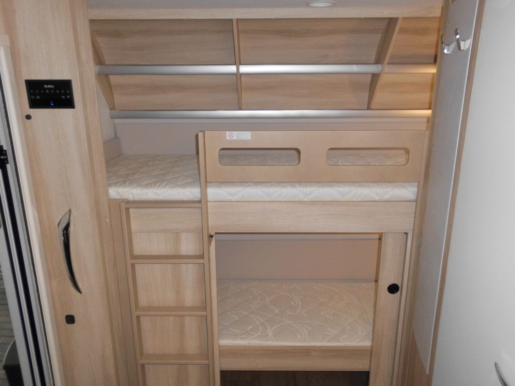 Caravana Hobby De Luxe 490 KMF 2026 GARAGE AUTARK 1800kg.+++: foto 13 Caravana Hobby De Luxe 490 KMF 2026 GARAGE AUTARK 1800kg.+++: foto 13