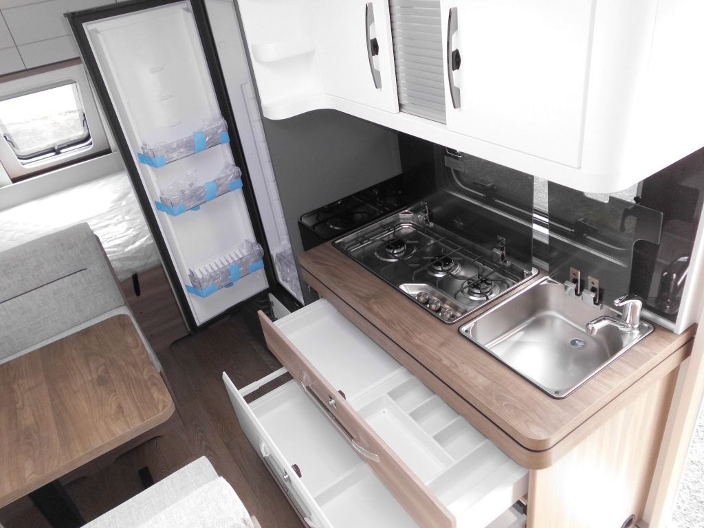 Caravana Hobby Excellent Edition 490 KMF 2025 GARAGE AUTARK 180: foto 9