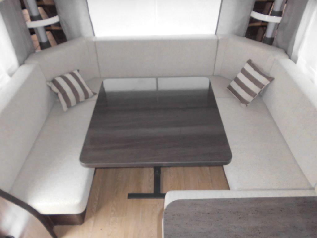 Hobby Prestige 620 CL 2026 2500kg. AUTARK GAS+DUO - Caravana: foto 5 Hobby Prestige 620 CL 2026 2500kg. AUTARK GAS+DUO - Caravana: foto 5