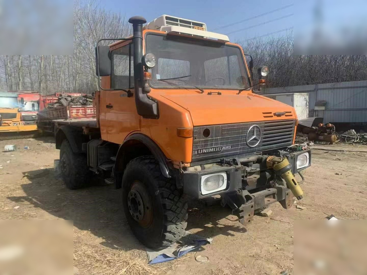 1998 MERCEDES-BENZ UNIMOG 1650 - Camión chasis: foto 1 1998 MERCEDES-BENZ UNIMOG 1650 - Camión chasis: foto 1