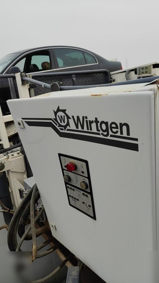2006 WIRTGEN RX4500 - Estabilizador de suelos: foto 1 2006 WIRTGEN RX4500 - Estabilizador de suelos: foto 1