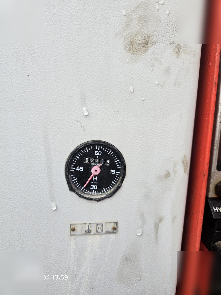 2010 SANDVIK DX700 - Perforadora: foto 4 2010 SANDVIK DX700 - Perforadora: foto 4