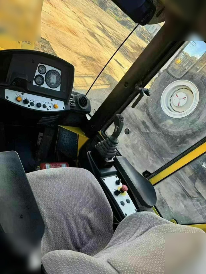2013 BOMAG BC462RB - Compactador: foto 5 2013 BOMAG BC462RB - Compactador: foto 5