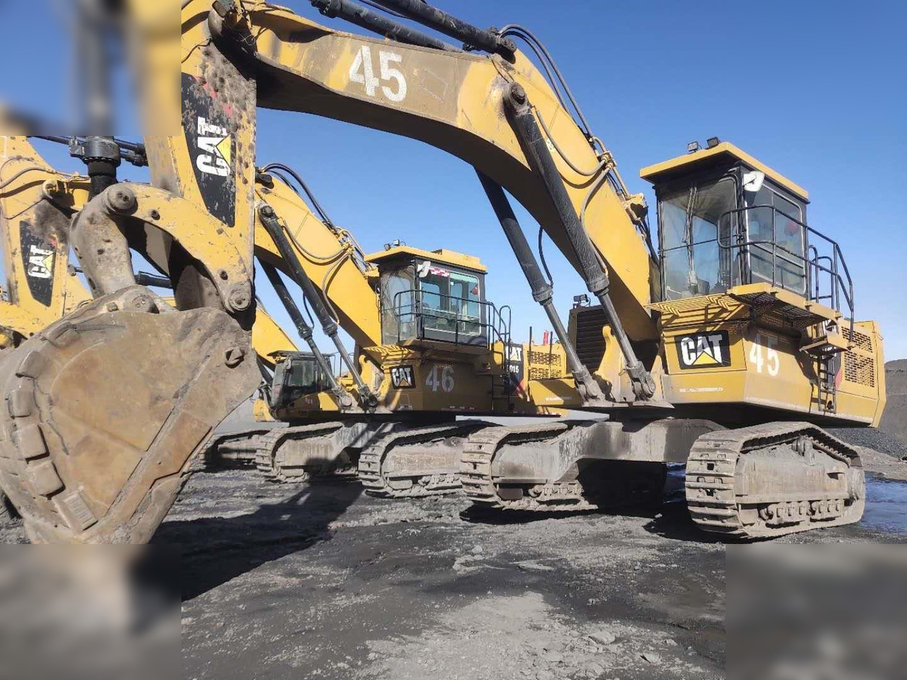 Excavadora de cadenas 2013 CATERPILLAR 6015: foto 9