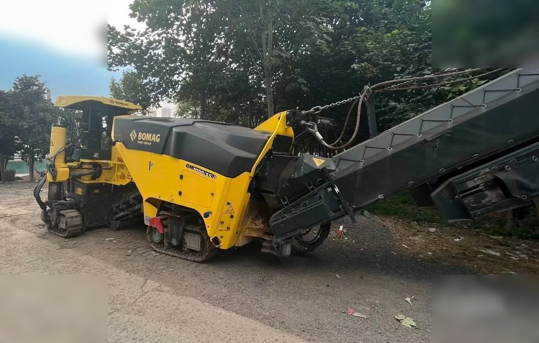 2017 BOMAG BM1000/35 - Fresadora en frío: foto 1 2017 BOMAG BM1000/35 - Fresadora en frío: foto 1
