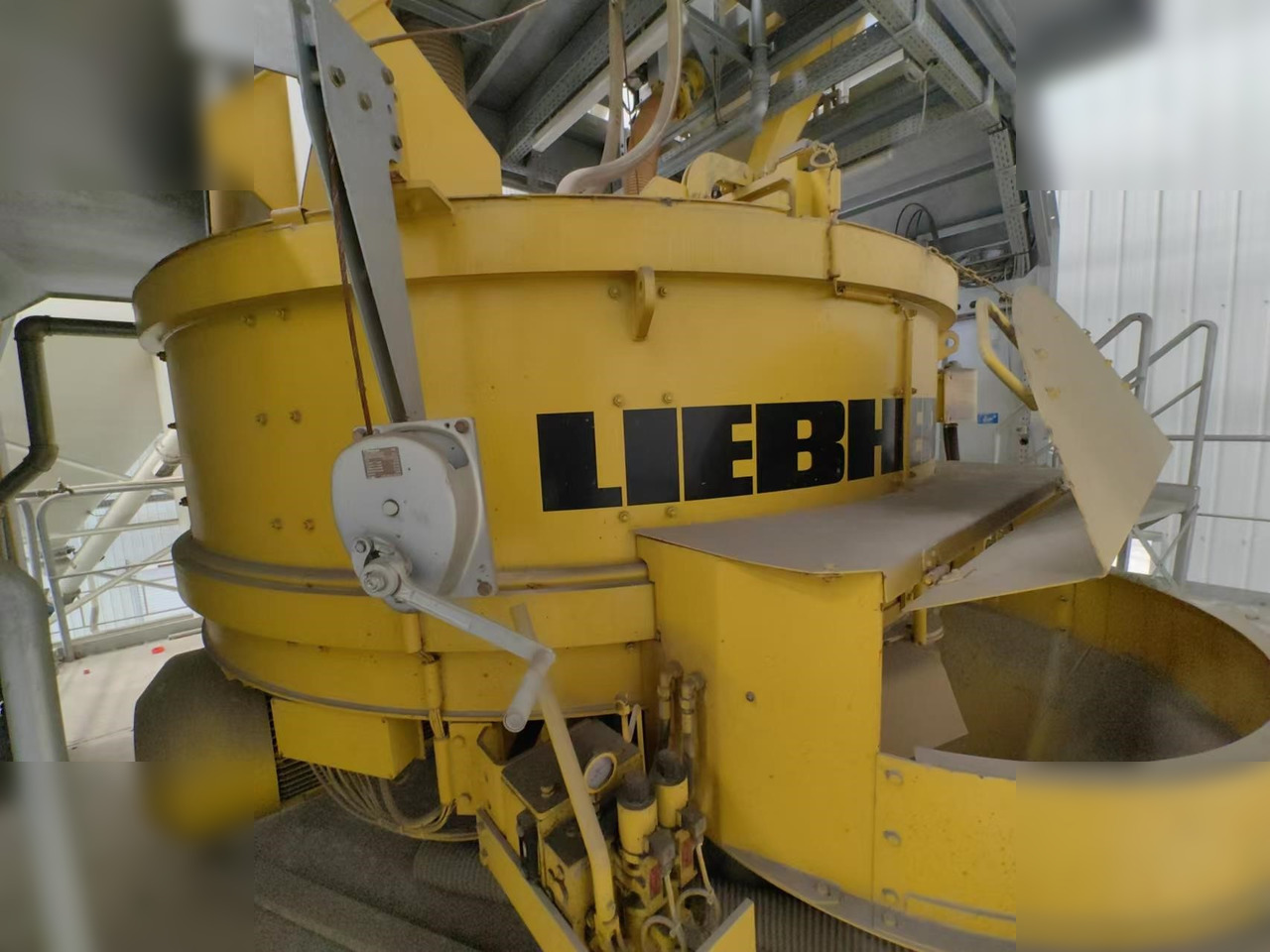 2019 LIEBHERR BETOMIX 2.25 - Planta de hormigón: foto 1 2019 LIEBHERR BETOMIX 2.25 - Planta de hormigón: foto 1