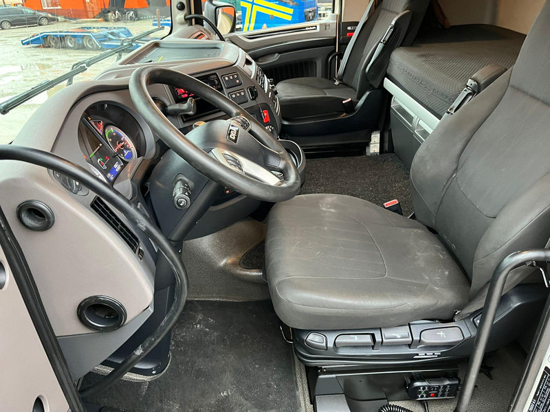 Cabeza tractora DAF XF 480 4x2 SPACE CAB: foto 18