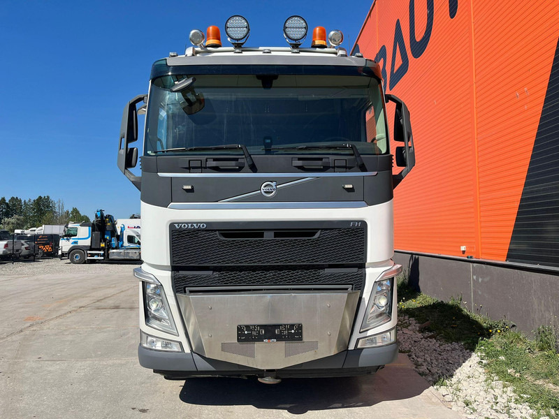 Volvo FH 500 8x2*4 HMF 6020 OK6 / JIB FJ1200 K6 / WINCH - Cabeza tractora: foto 3 Volvo FH 500 8x2*4 HMF 6020 OK6 / JIB FJ1200 K6 / WINCH - Cabeza tractora: foto 3