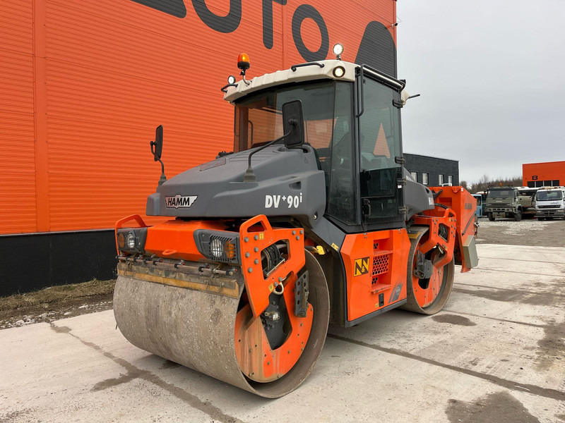 Hamm DV+ 90i VO-S Sand spreader BSWA 1700 - Rodillo: foto 2 Hamm DV+ 90i VO-S Sand spreader BSWA 1700 - Rodillo: foto 2