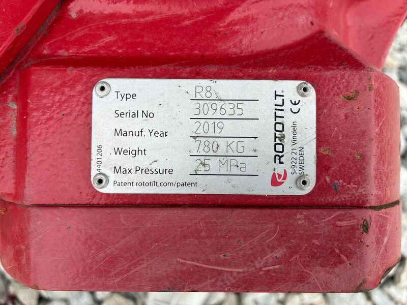 Implemento para Maquinaria de construcción ROTOTILT R8 S70: foto 12