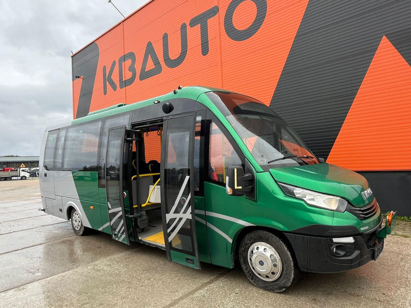 Iveco First 4x2 22 SEATS / AC / WEBASTO - Minibús, Furgoneta de pasajeros: foto 1 Iveco First 4x2 22 SEATS / AC / WEBASTO - Minibús, Furgoneta de pasajeros: foto 1