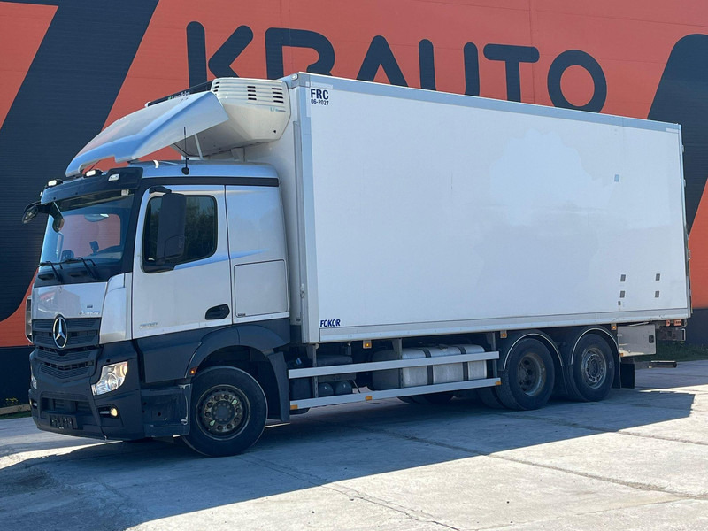 Mercedes-Benz Actros 2551 6x2 LUMIKKO L7 / BOX L=7609 mm - Camión frigorífico: foto 1 Mercedes-Benz Actros 2551 6x2 LUMIKKO L7 / BOX L=7609 mm - Camión frigorífico: foto 1