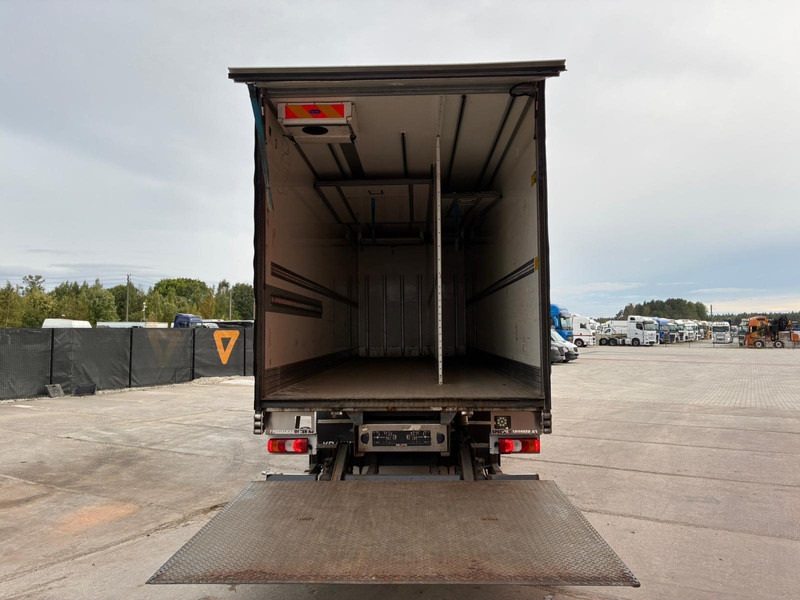 Camión frigorífico Mercedes-Benz Antos 1935 4x2 CARRIER SUPRA 1250 Mt / BOX L=8674 mm: foto 11 Camión frigorífico Mercedes-Benz Antos 1935 4x2 CARRIER SUPRA 1250 Mt / BOX L=8674 mm: foto 11